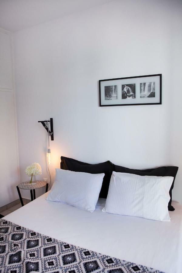 Best Located Executive Apartment In Maroussi. Афины Экстерьер фото